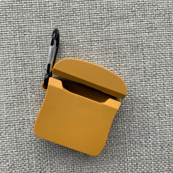 NWOT Egg Toast AirPod Case - Picture 3 of 3